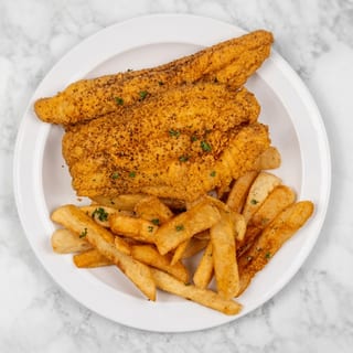 Catfish Basket with Fries (1 piece)